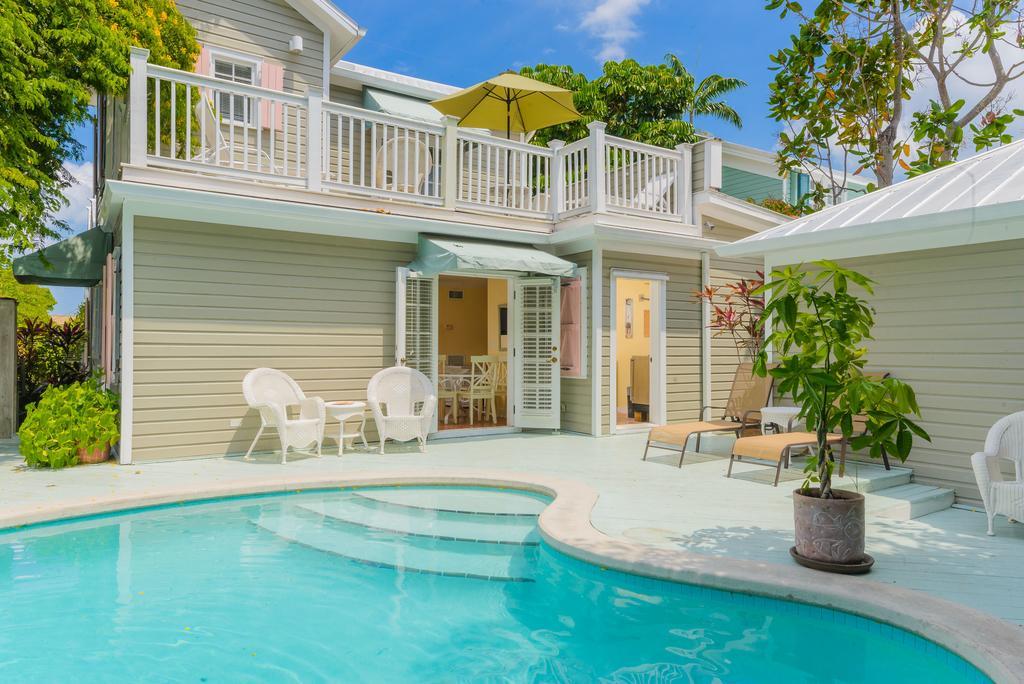 Two-Bedroom Villa with Balcony,154450730:JPEG