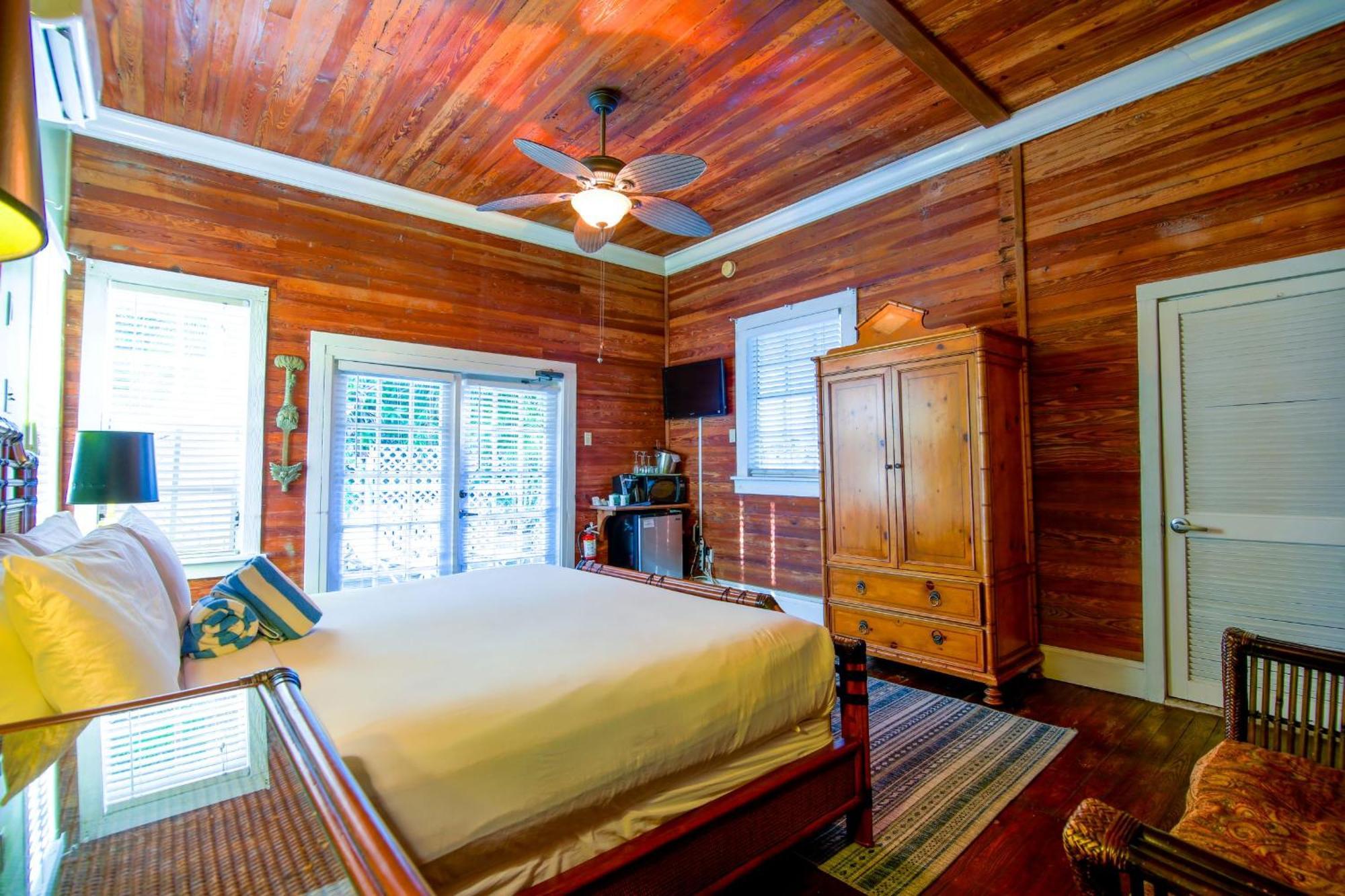 King Room (Jungle Room )