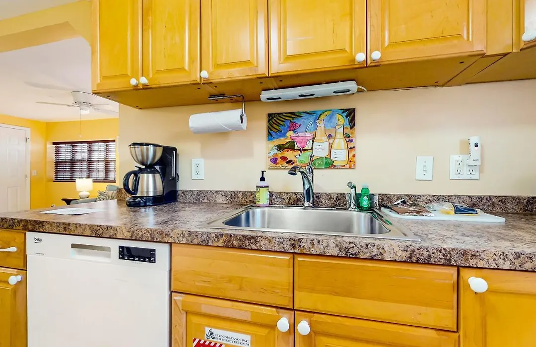Duval Street Retreat-1