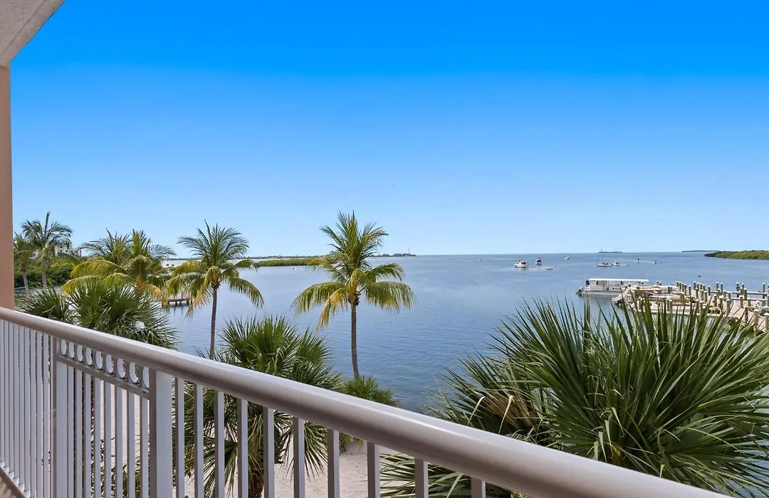 Beachside Resort & Residences-1