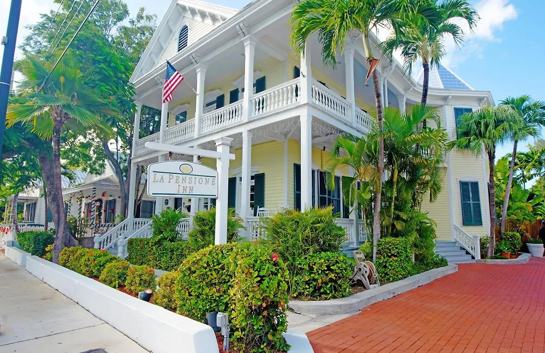 Silver Palms Inn & Historic Homes-1