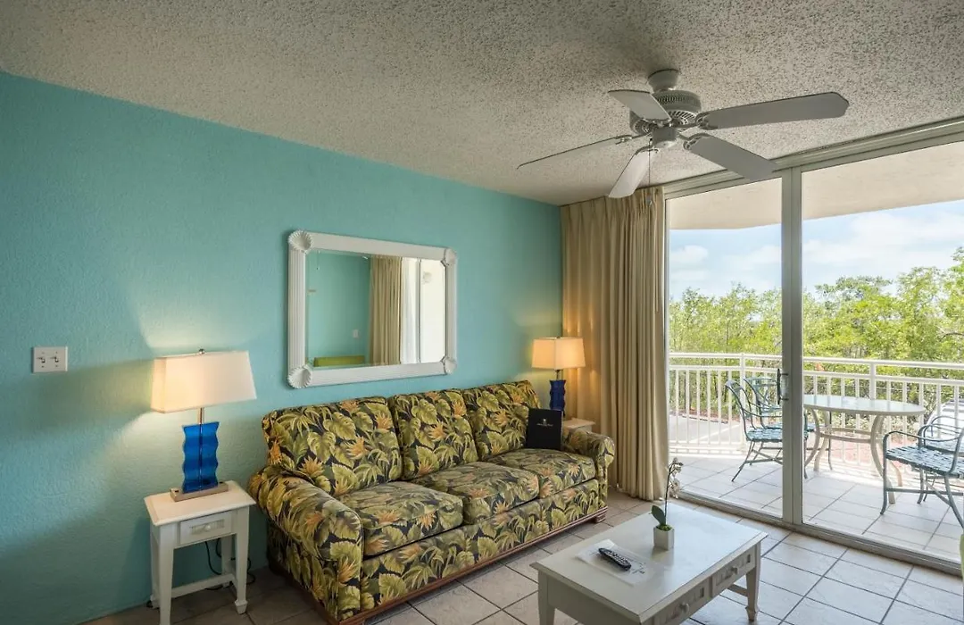 Sunrise Suites Grand Bahama Suite #106-1