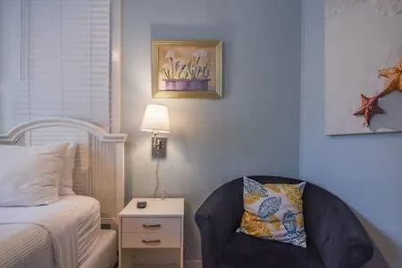 Poolside Suite-2
