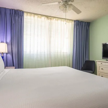 Tortuga Suite At Sunrise Suites Resort - Heated Pool, Hot Tub & Free Parking-3