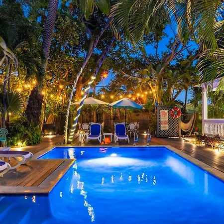Papa'S Hideaway-2