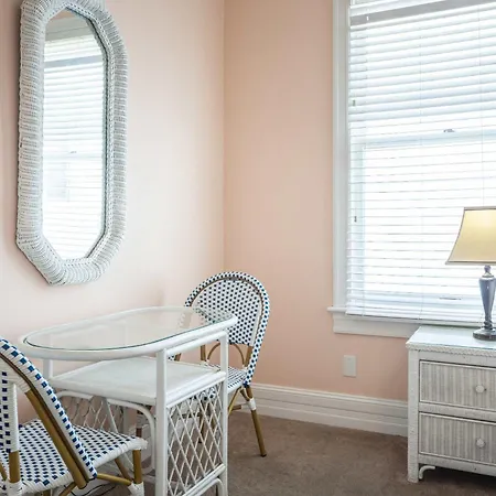 Curry Mansion Inn-3